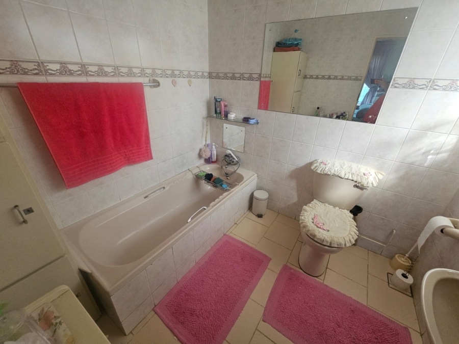 3 Bedroom Property for Sale in Sasolburg Ext 11 Free State